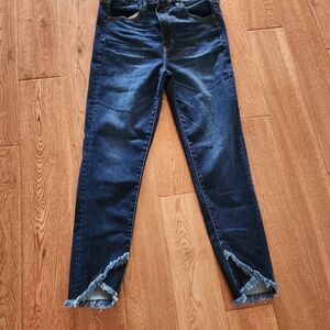 American Eagle Outfitters Dark Blue Cropped Jeans